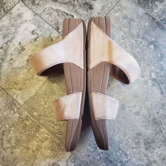 Fitflop Shimmy Rose Gold Suede Leather Shimmering 2 Strap Slide Sandals 6 - Picture 4 of 8